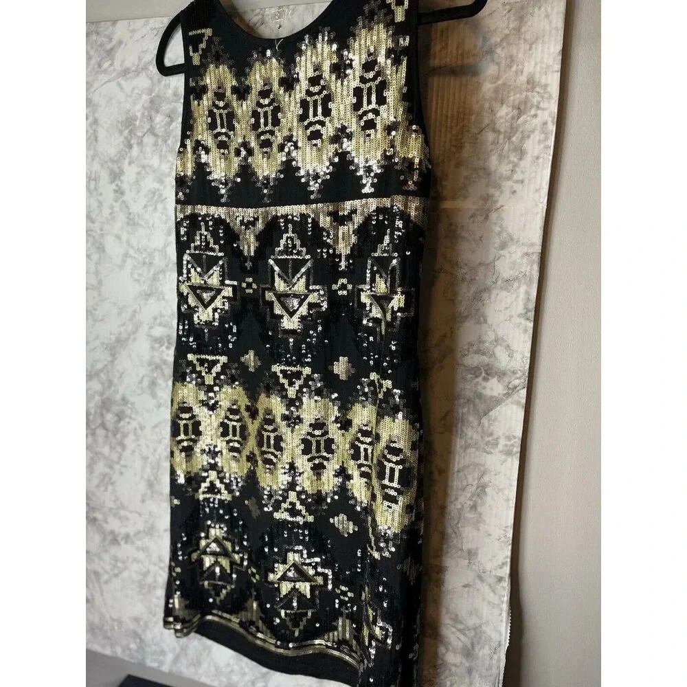 Women’s Black/Gold holiday party/Sequin Dress Medium Sleeveless/NWT /SlipOn - Picture 2 of 7
